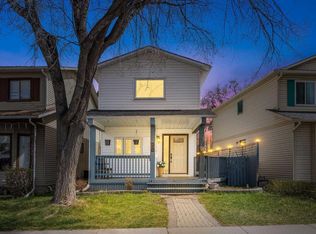 96 W McKinley Rd SE, Calgary, AB T2Z1V8