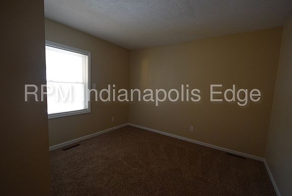 4th image of 3627 Valley Lake Dr