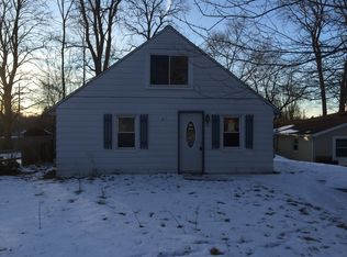 4544 Draper Rd, Jackson, MI 49203