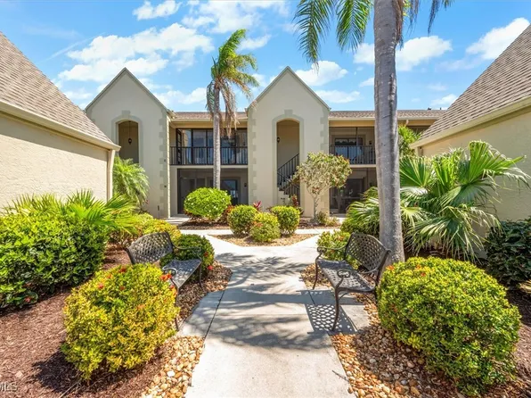 12541 Kelly Sands Way APT 15, Fort Myers, FL 33908