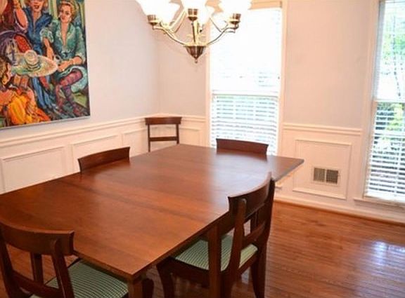 4th image of 2178 Westbury Ct SW