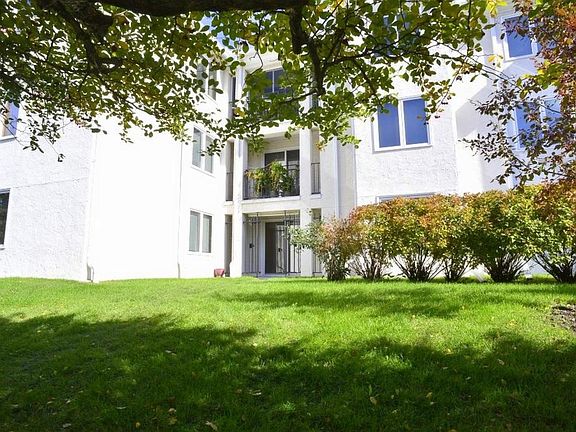 2nd image of 1666 Coffman St APT 119