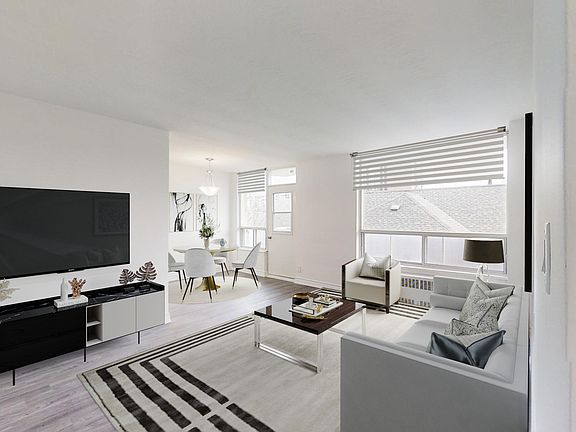 2nd image of 166 Carlton St #1249672
