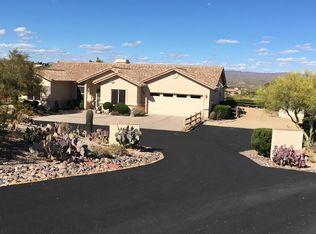 805 Falcon Dr, Wickenburg, AZ 85390