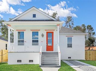 5560 Providence Pl, New Orleans, LA 70126