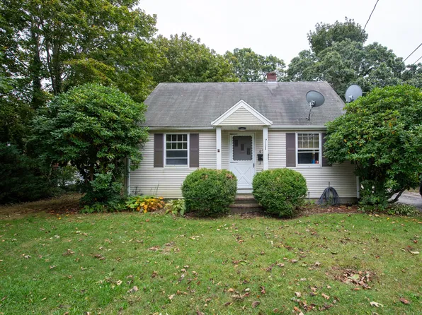 477 Teaticket Highway, Falmouth, MA 02540