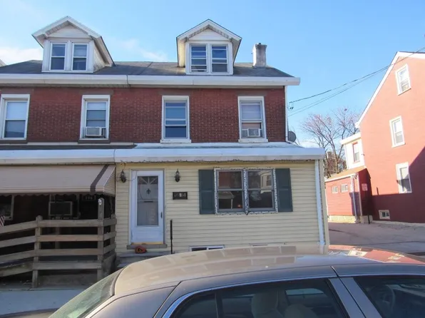 108 W 5th St, Bridgeport, PA 19405