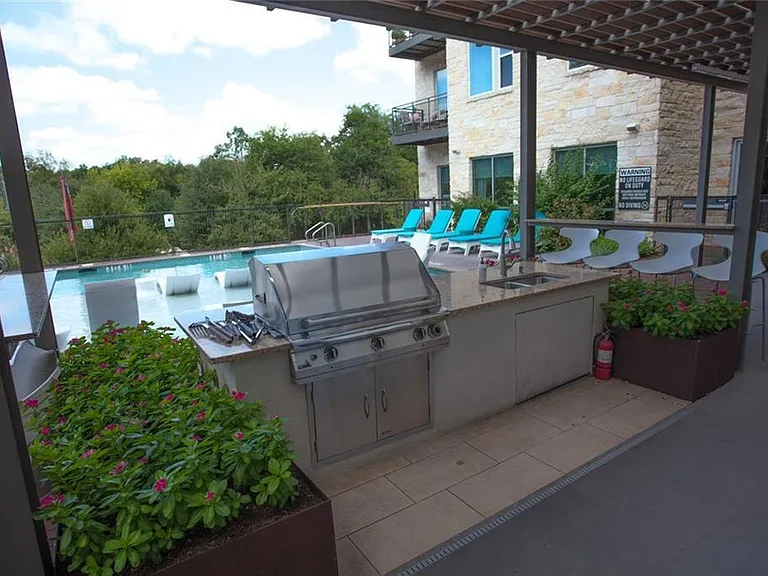 1900 Barton Springs Rd #4043 — Photo 13