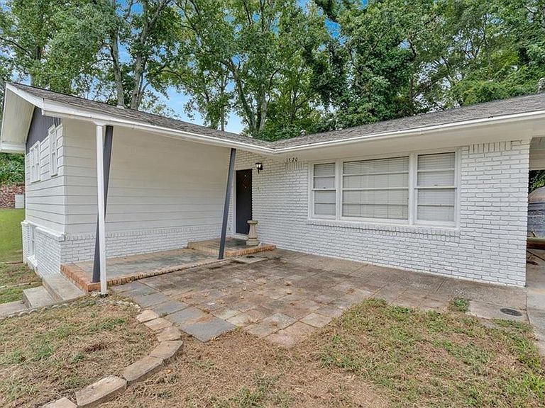 Listing photo 5