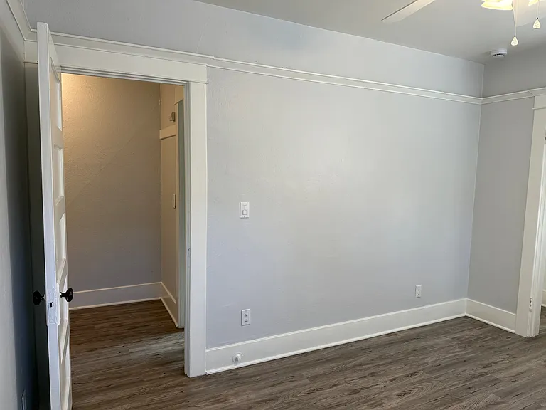 Whiting Ave. 204 W. - 206 — Photo 22