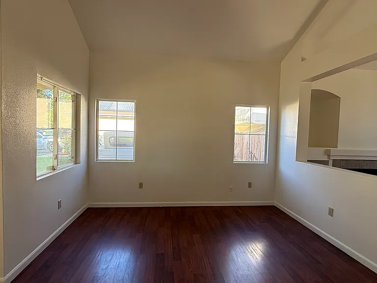 1648 Terra Vista Ln — Photo 6