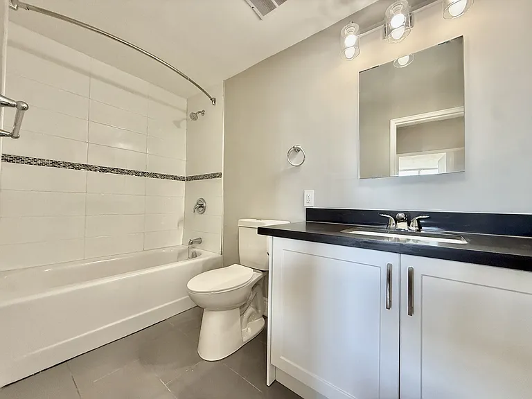 1501 Woodbine Ave — Photo 20