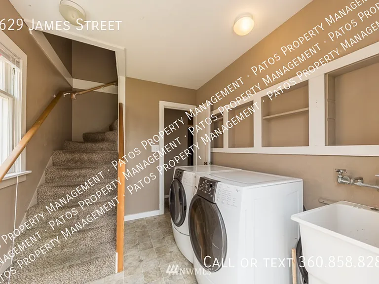 1629 James St — Photo 14