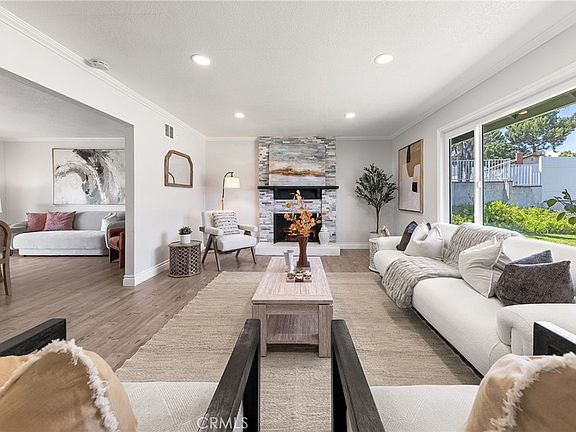 5th image of 2115 Tierra Loma Dr