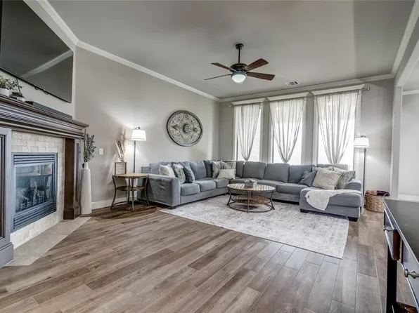 905 NW 189th Cir, Edmond, OK 73012