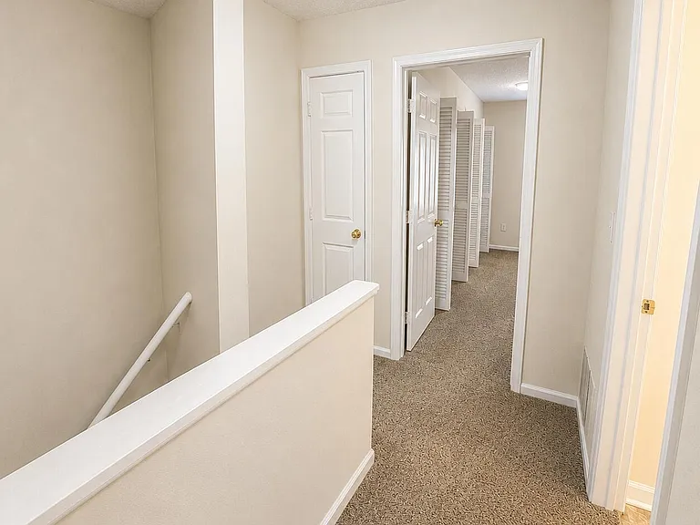 2905 Cedar Creek Rd #E — Photo 11