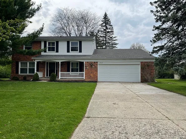 25633 Branchaster Rd, Farmington Hills, MI 48336