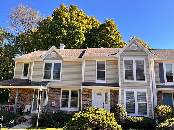 2nd image of 786 S Woodlyn Dr