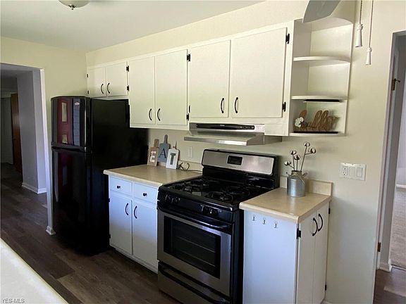 4th image of 13427 Shady Ln