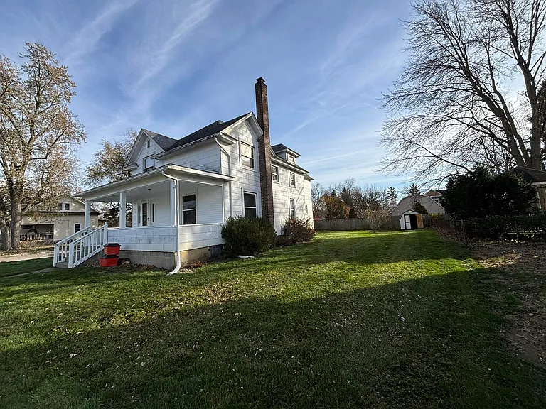 428 Ideal St #1 — Photo 4