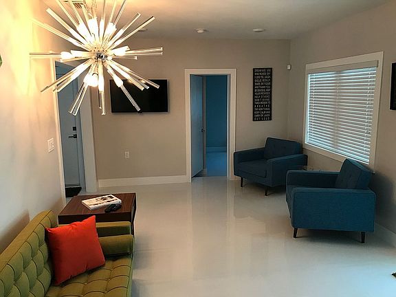 5th image of 630 Nightingale Ave