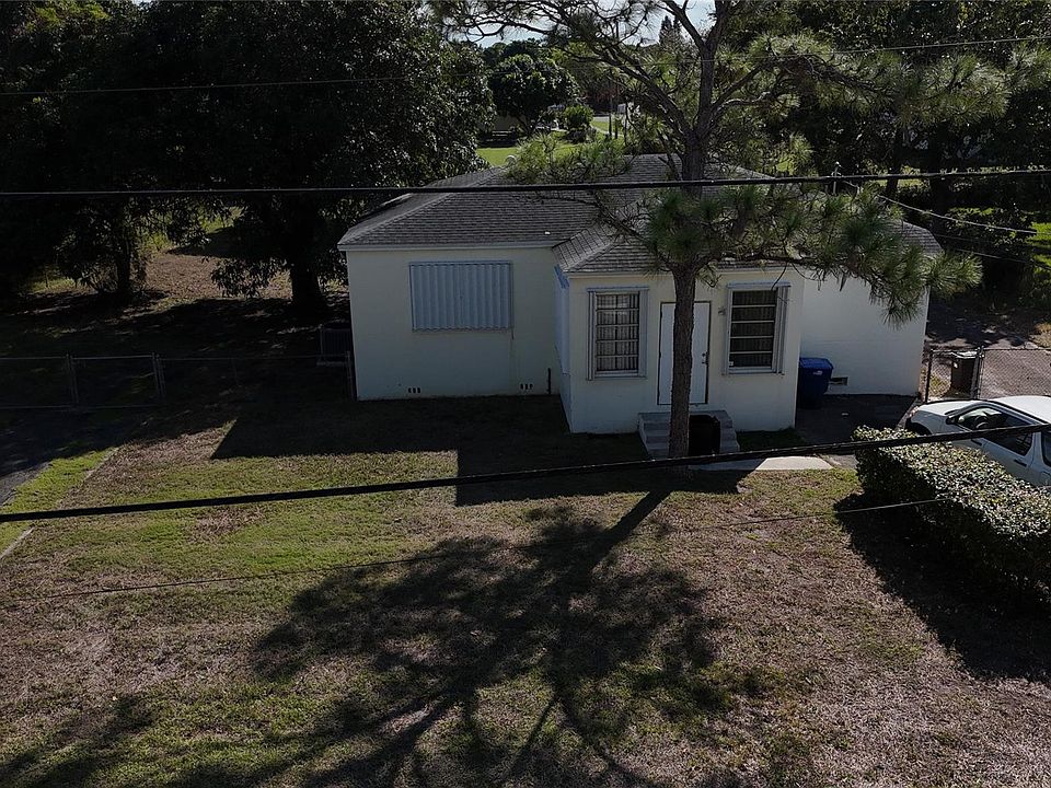 1st image of 940 NW 151st Street
