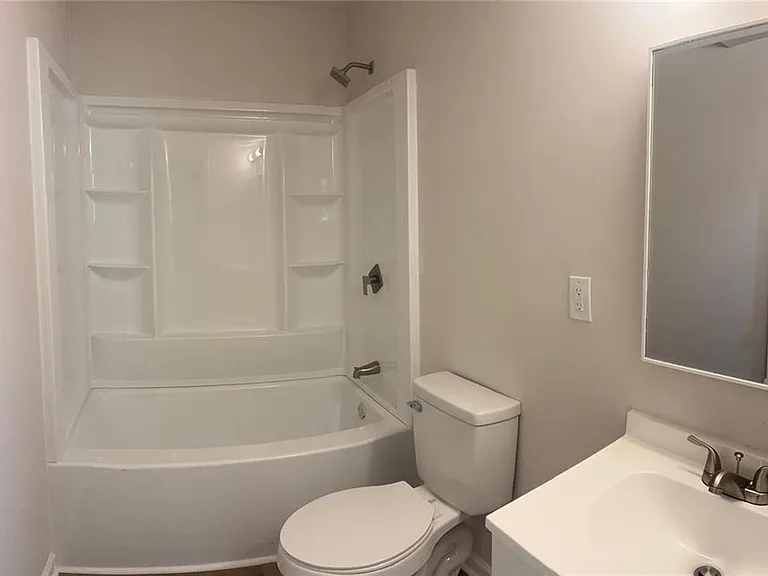 1744 Oak Ridge Way — Photo 16