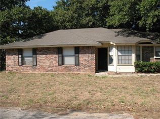 7008 Allyn Dr, Azle, TX 76020