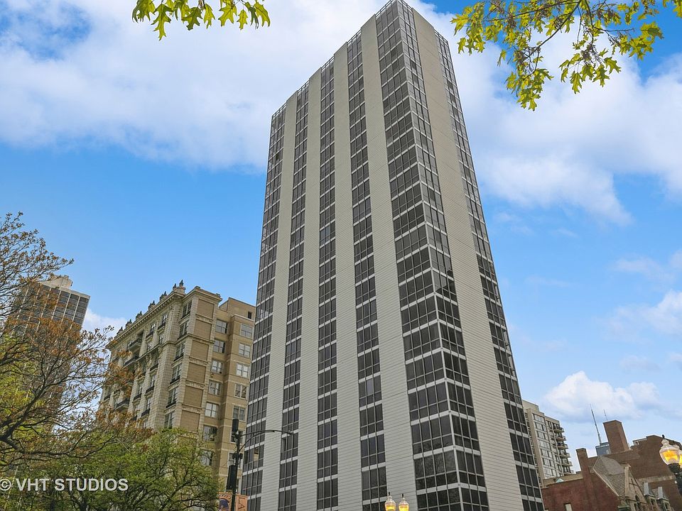 1st image of 1555 N Dearborn Pkwy APT 6A