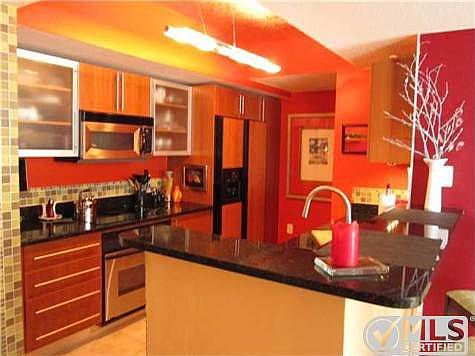 3rd image of 1551 N Flagler Dr APT 716