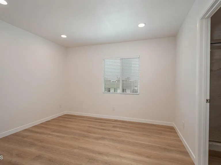 1004 Jurymast Dr #3 — Photo 11