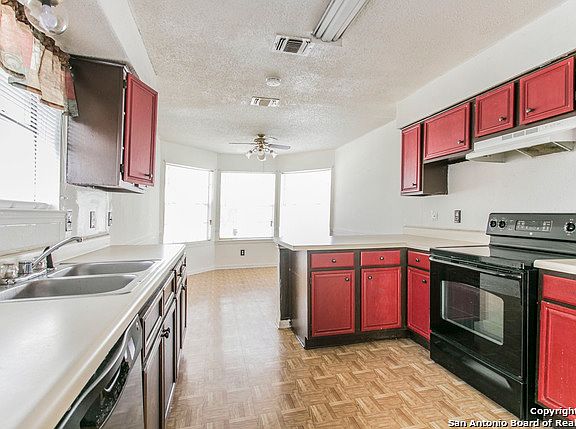 5th image of 3726 Candlewind Ln