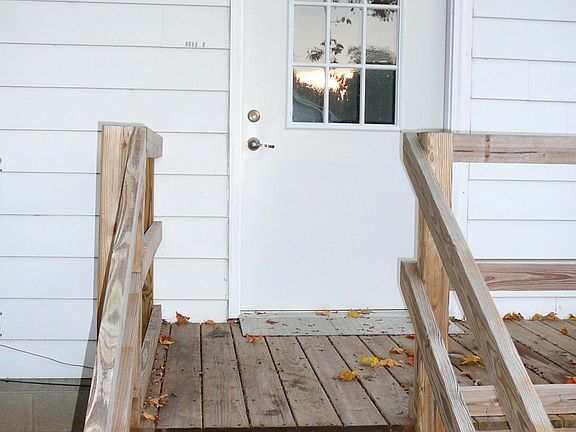 5th image of 4641 W Old Lincoln Way #C