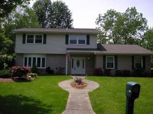 2931 Kenwick Dr, Bethlehem, PA 18017