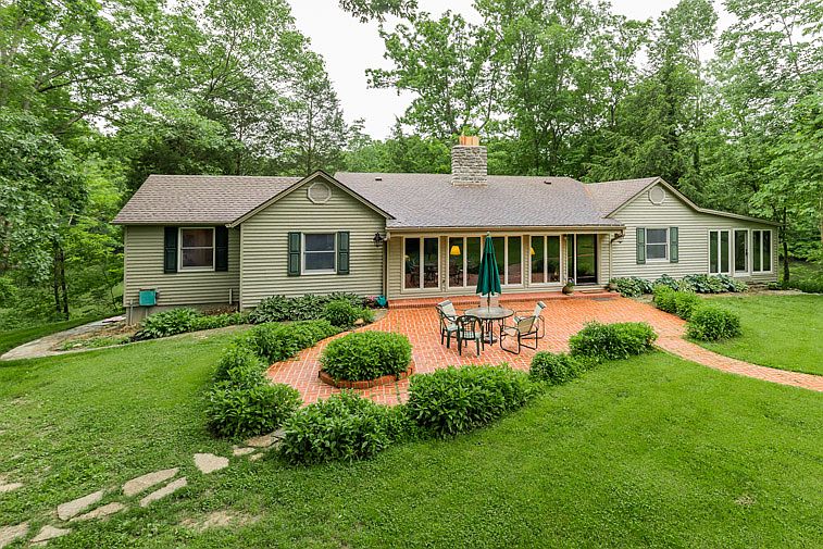 1st image of 18 Wild Lake Dr