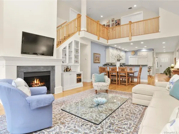 77 Havemeyer Lane #22, Stamford, CT 06902