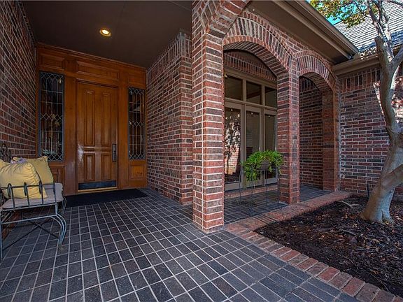 3rd image of 4800 Bocage Ln