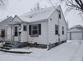 429 10th St NW, Rochester, MN 55901