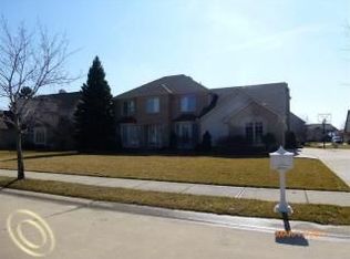 36987 Seven Mile Rd, Livonia, MI 48152