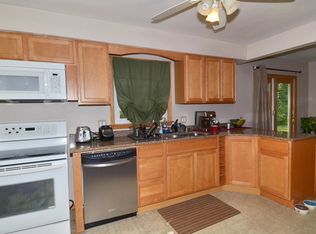 530 Hilltop Dr, Madison, WI 53711