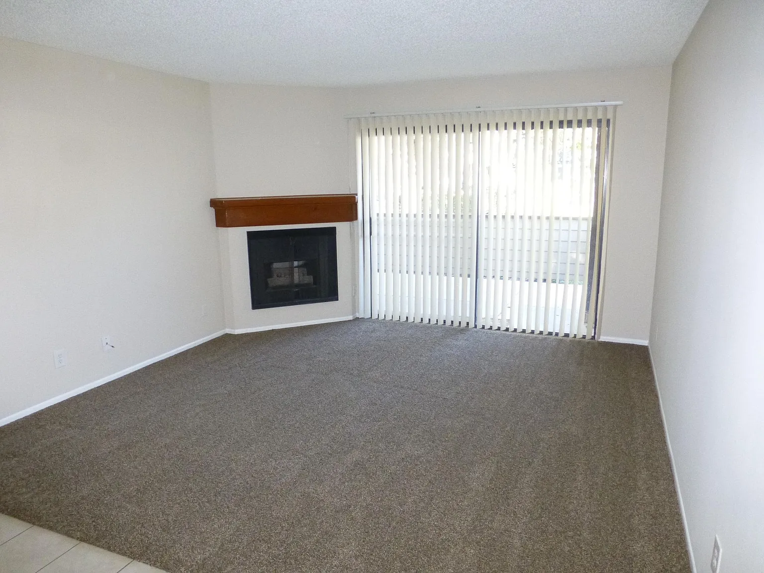 3 bed, 1165 sqft, $3,500 — Photo 3