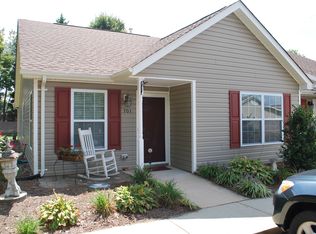 701 Campbell Gardens Rd, Kernersville, NC 27284