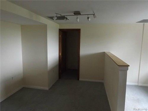 5th image of 7330 E Michigan Ave