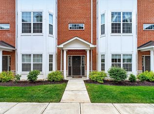 856 S Park Trail Dr, Carmel, IN 46032