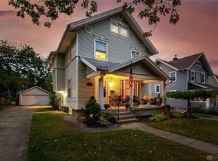 45 Corona Ave, Oakwood, OH 45419