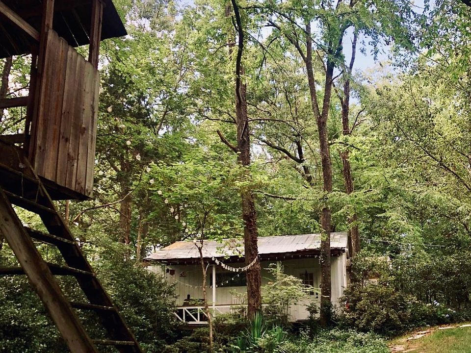1st image of 1400 Blueberry Ln