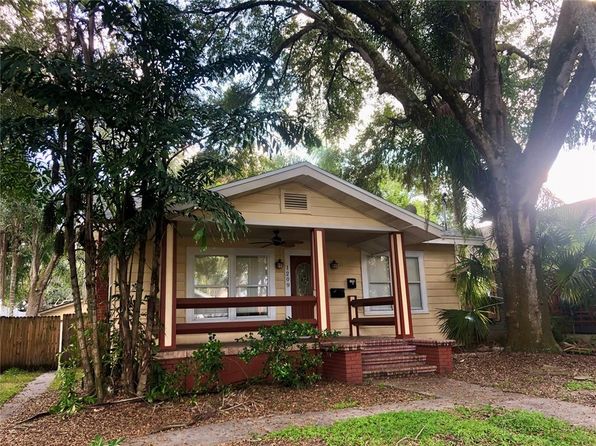 1209 E Comanche Ave