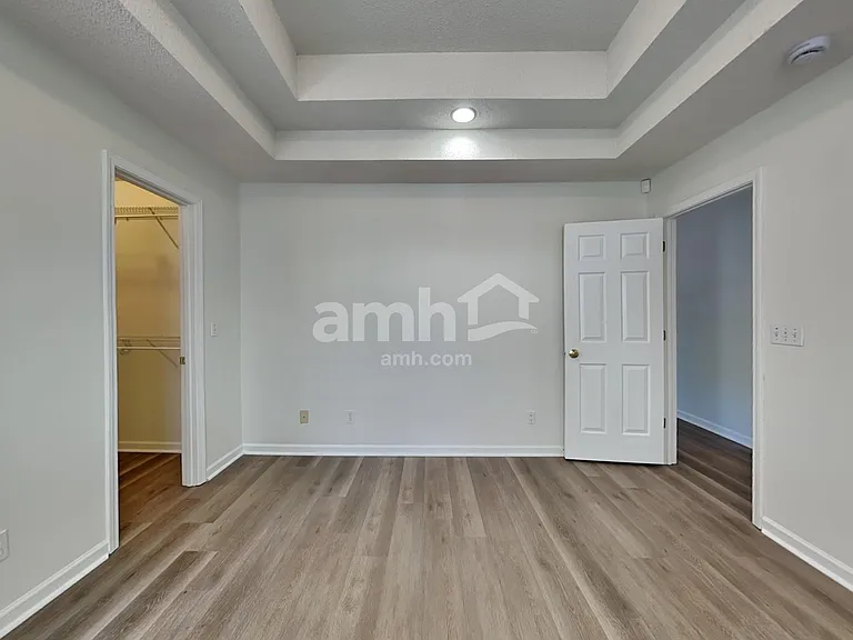 604 Lake Lennox Dr — Photo 10