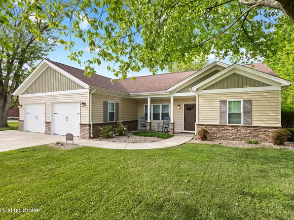 8208 Smyrna Pkwy, Louisville, KY 40228