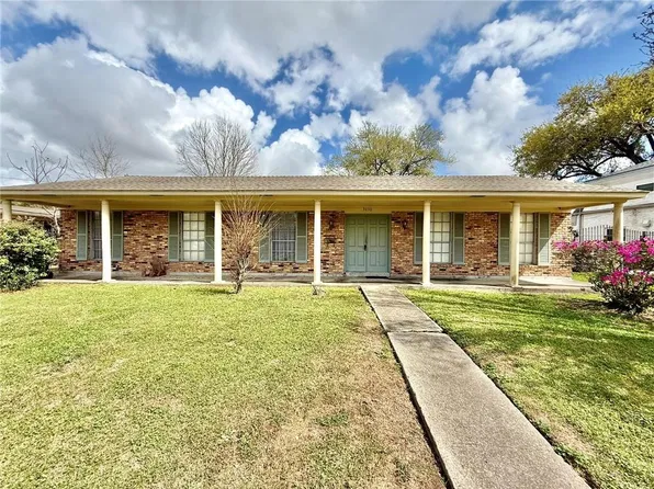 3030 Hudson Pl, New Orleans, LA 70131